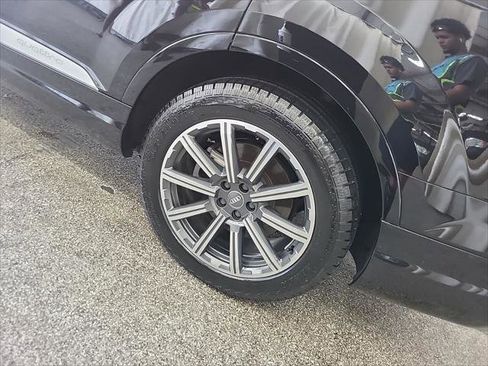 Used 2017 Audi Q7 3.0T Prestige image 14