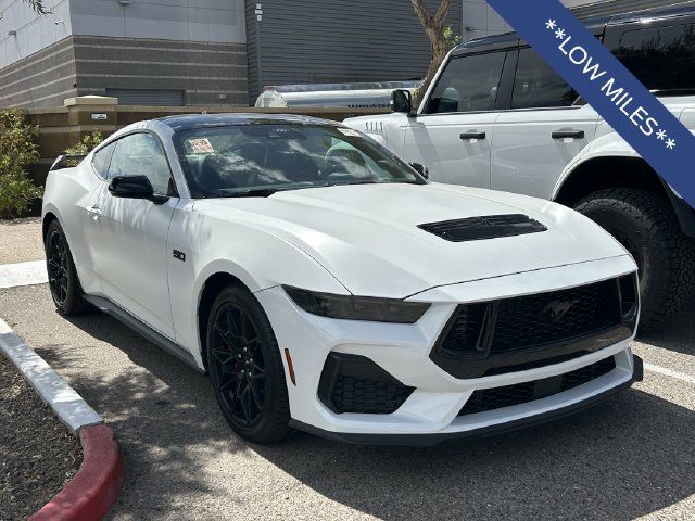 Used 2025 Ford Mustang GT Premium w/ GT Performance Package RWD image 5