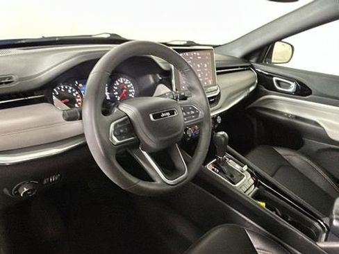 Used 2024 Jeep Compass Limited AWD/4WD image 14