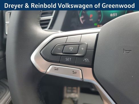 New 2025 Volkswagen Atlas Cross Sport SEL R-Line image 24