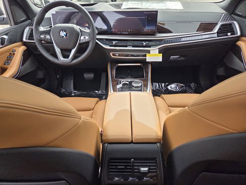 New 2026 BMW X5 sDrive40i w/ Premium Package image 13