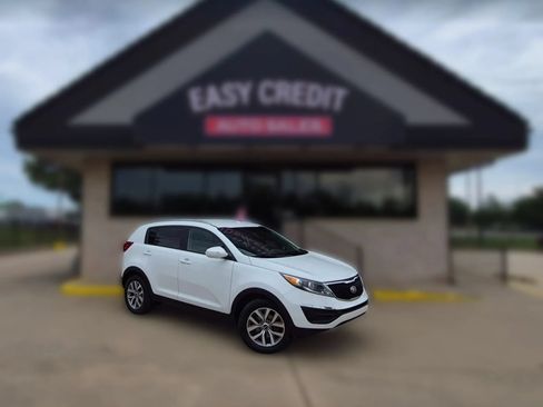 Used 2015 Kia Sportage LX FWD image 1
