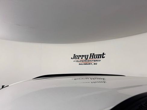 Used 2024 Chevrolet Blazer LT w/ Convenience Package image 5