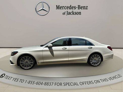 Used 2019 Mercedes-Benz S 560 Sedan image 2