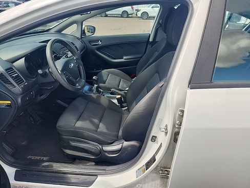 Used 2016 Kia Forte LX FWD image 18