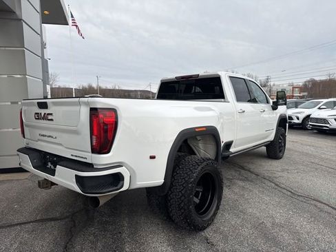Used 2023 GMC Sierra 3500 Denali w/ Denali Ultimate Package image 8
