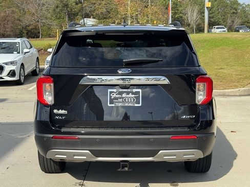 Used 2023 Ford Explorer XLT w/ Equipment Group 202A image 12
