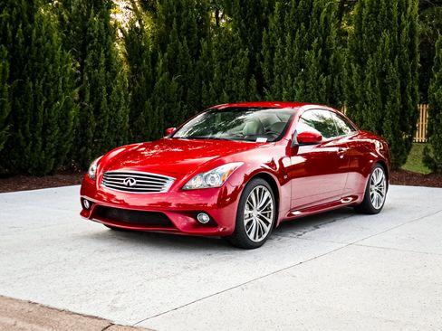 Used 2014 INFINITI Q60 Convertible w/ Premium Package RWD image 5