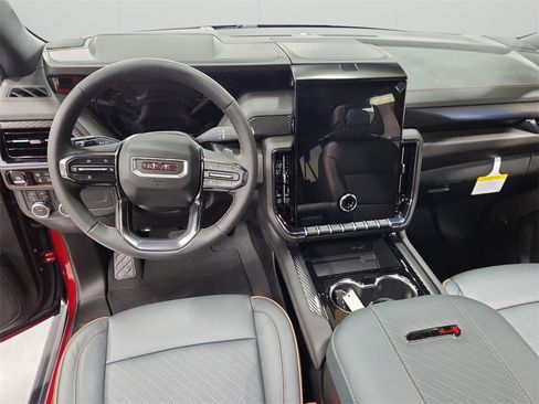 New 2026 GMC Yukon XL AT4 w/ AT4 Premium Package image 10