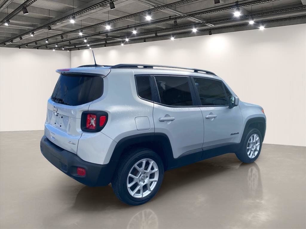 Used 2020 Jeep Renegade Latitude AWD/4WD image 7