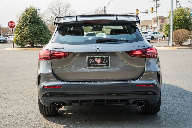 New 2026 Mercedes-Benz GLA 35 AMG 4MATIC image 6