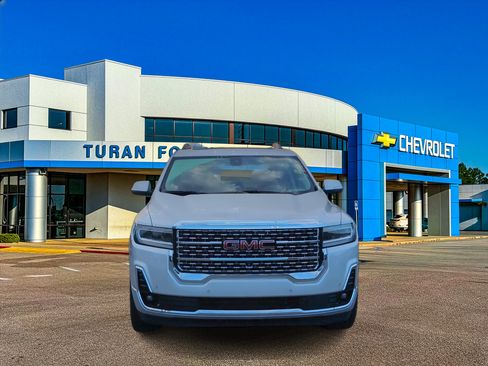 Used 2020 GMC Acadia Denali w/ LPO, Floor Liner Package image 8