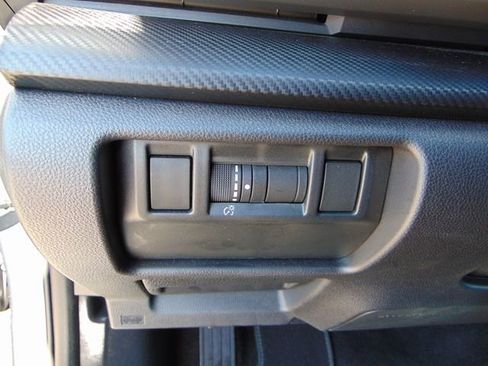 Certified 2025 Subaru Crosstrek 2.0i Premium AWD/4WD image 19