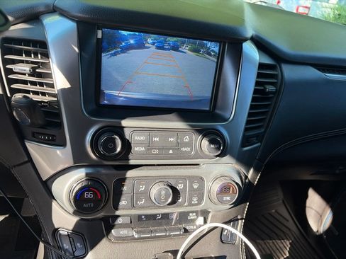 Used 2017 Chevrolet Suburban LT AWD/4WD image 23