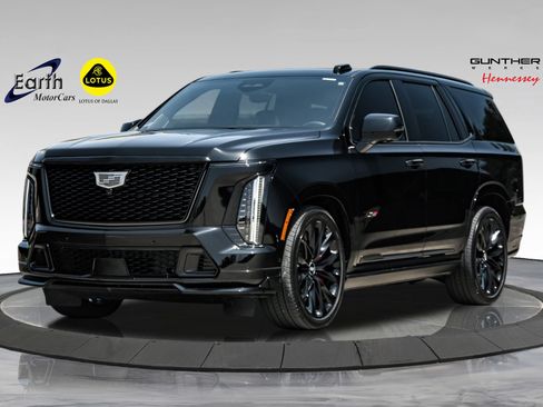 Used 2026 Cadillac Escalade V w/ LPO, ONYX Package AWD/4WD image 1