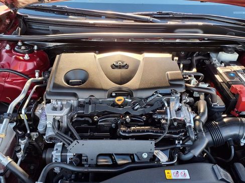 Used 2019 Toyota Camry LE image 17