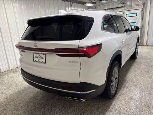 Used 2026 Buick Enclave Preferred FWD image 4