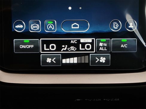 New 2025 Subaru Crosstrek 2.5i Premium image 21