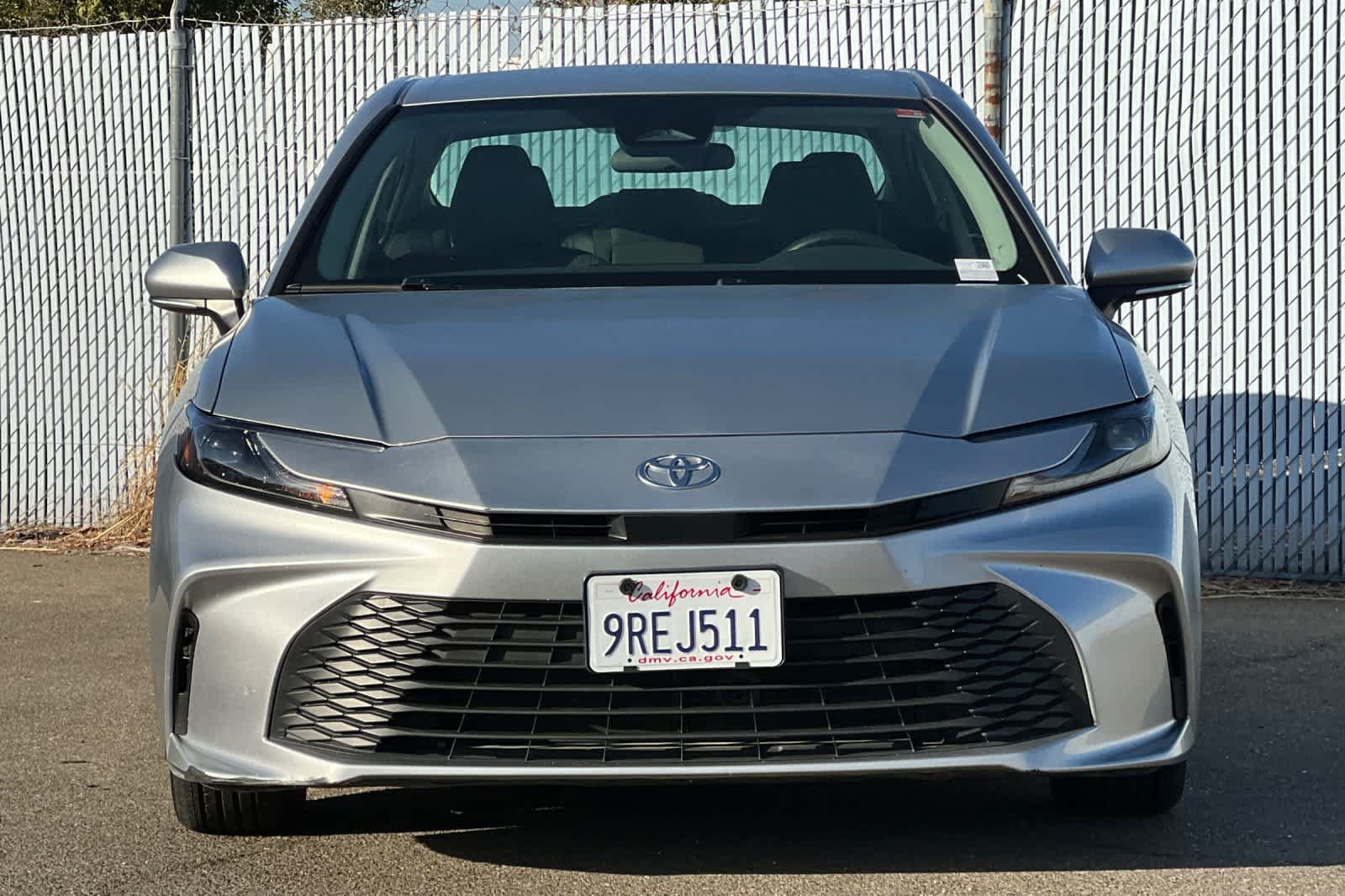 Used 2025 Toyota Camry LE FWD image 8