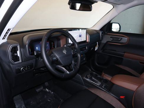 New 2026 Ford Bronco Sport Outer Banks image 21