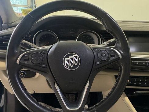 Used 2018 Buick Regal Preferred w/ Driver Confidence Package #1 FWD image 18