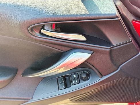 Used 2017 FIAT 124 Spider Classica image 19