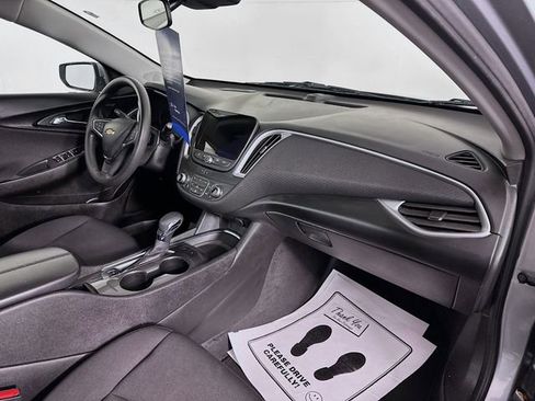 Used 2024 Chevrolet Malibu LT FWD image 33
