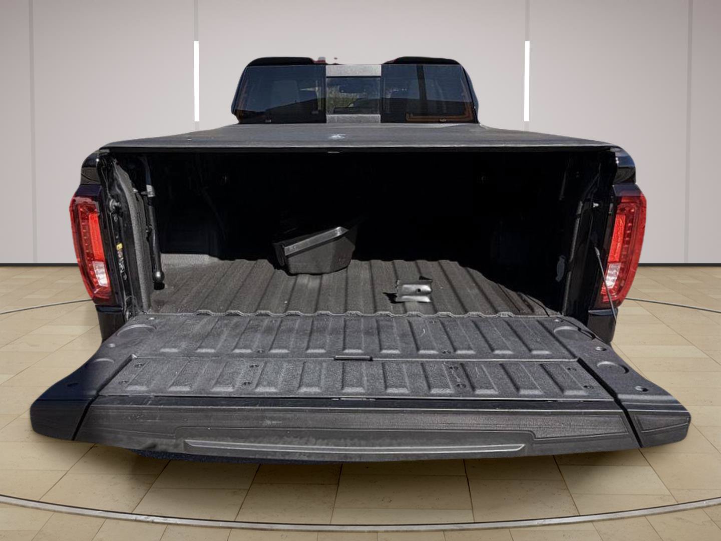Used 2022 GMC Sierra 1500 Denali w/ Denali Premium Package AWD/4WD image 17
