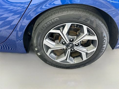 Used 2020 Kia Forte LXS image 28