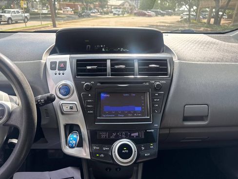 Used 2013 Toyota Prius V Two FWD image 20