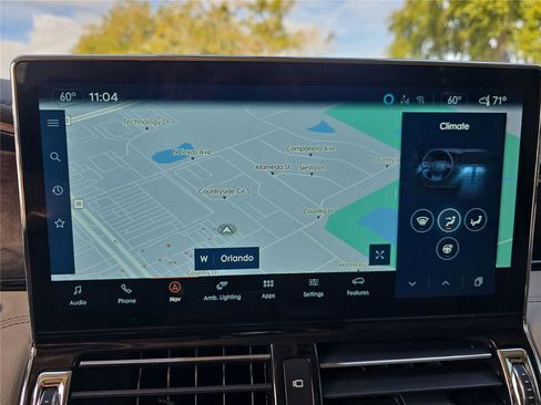 Used 2024 Lincoln Navigator Reserve image 23