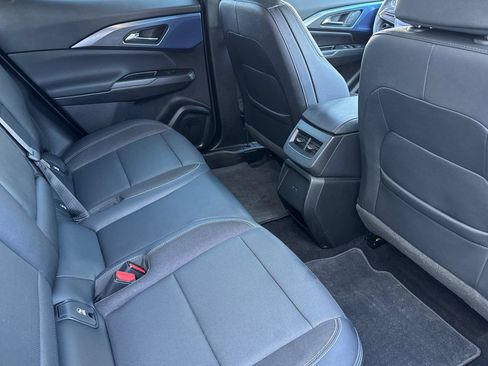 Used 2024 Chevrolet Equinox EV LT FWD image 18