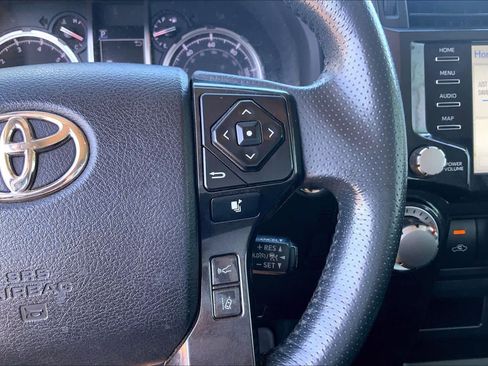 Used 2021 Toyota 4Runner Venture AWD/4WD image 25