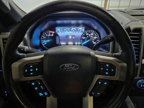 Used 2020 Ford F350 Platinum w/ FX4 Off-Road Package image 41