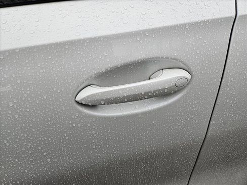 Certified 2024 BMW X6 xDrive40i w/ Parking Assistance Package image 10