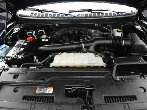 Certified 2025 Lincoln Navigator Reserve AWD/4WD image 37