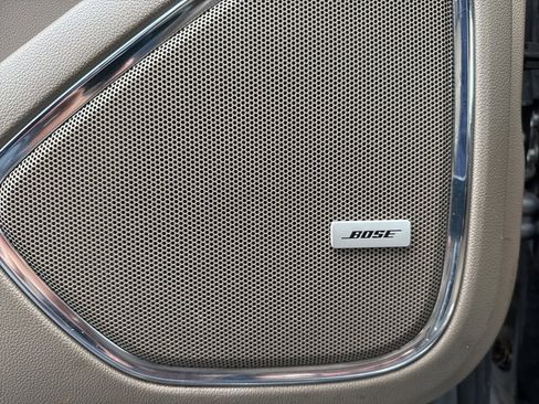 Used 2020 Chevrolet Traverse Premier w/ Redline Edition image 14