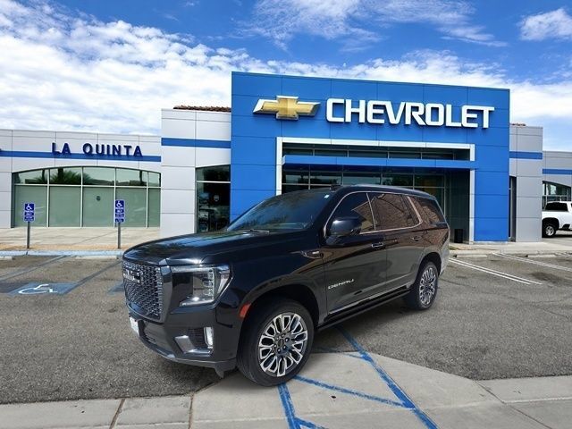 Used 2023 GMC Yukon Denali Ultimate AWD/4WD image 4