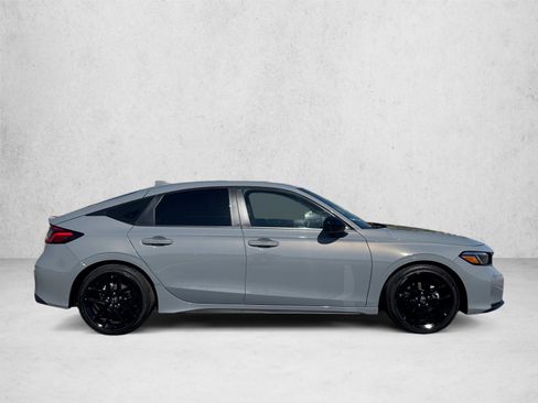 Used 2025 Honda Civic Sport image 4