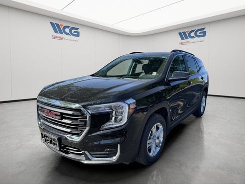 Used 2024 GMC Terrain SLE w/ Driver Convenience Package AWD/4WD image 8