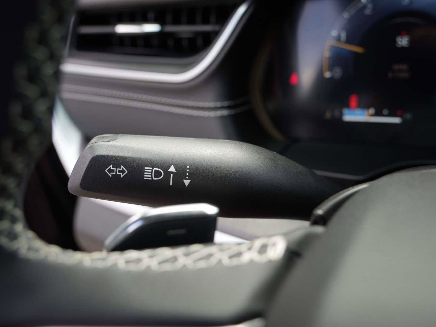 Used 2024 Jeep Grand Cherokee L Limited w/ Luxury Tech Group II RWD image 23