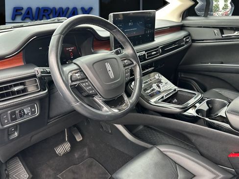 Used 2022 Lincoln Nautilus Reserve FWD image 14