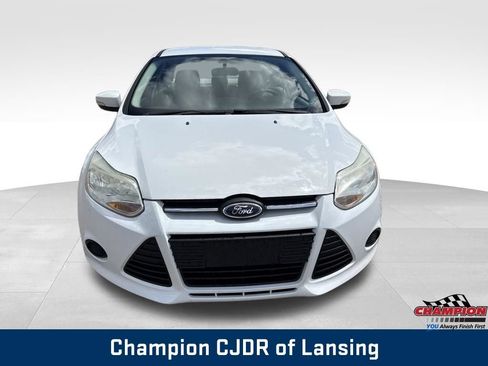 Used 2014 Ford Focus SE FWD image 9