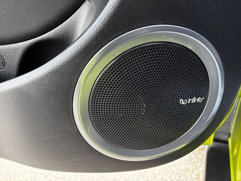 Used 2015 Kia Soul ! w/ Sun & Sound Package image 40