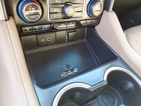 Used 2023 Chevrolet Tahoe Premier image 22