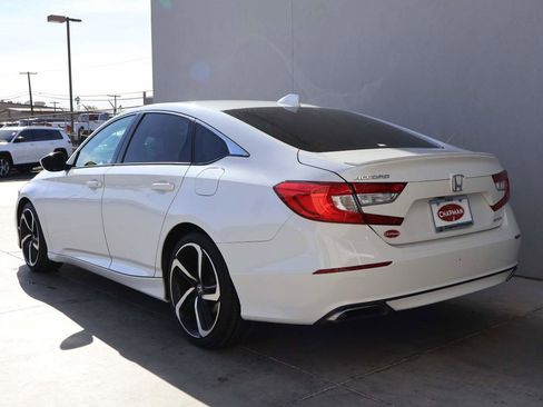 Used 2019 Honda Accord Sport image 3