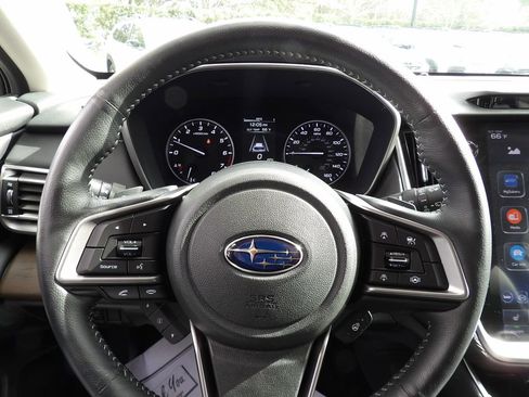 Used 2022 Subaru Outback Limited image 19