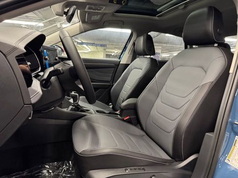 New 2025 Volkswagen Jetta SEL image 20