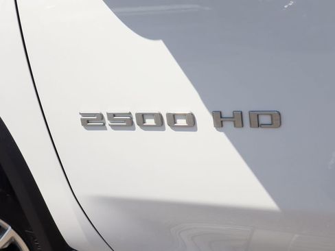 Used 2020 Chevrolet Silverado 2500 LT w/ Fleet Comfort Package image 51