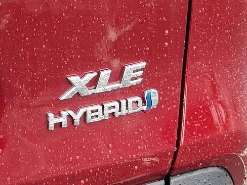 Certified 2024 Toyota RAV4 XLE image 25